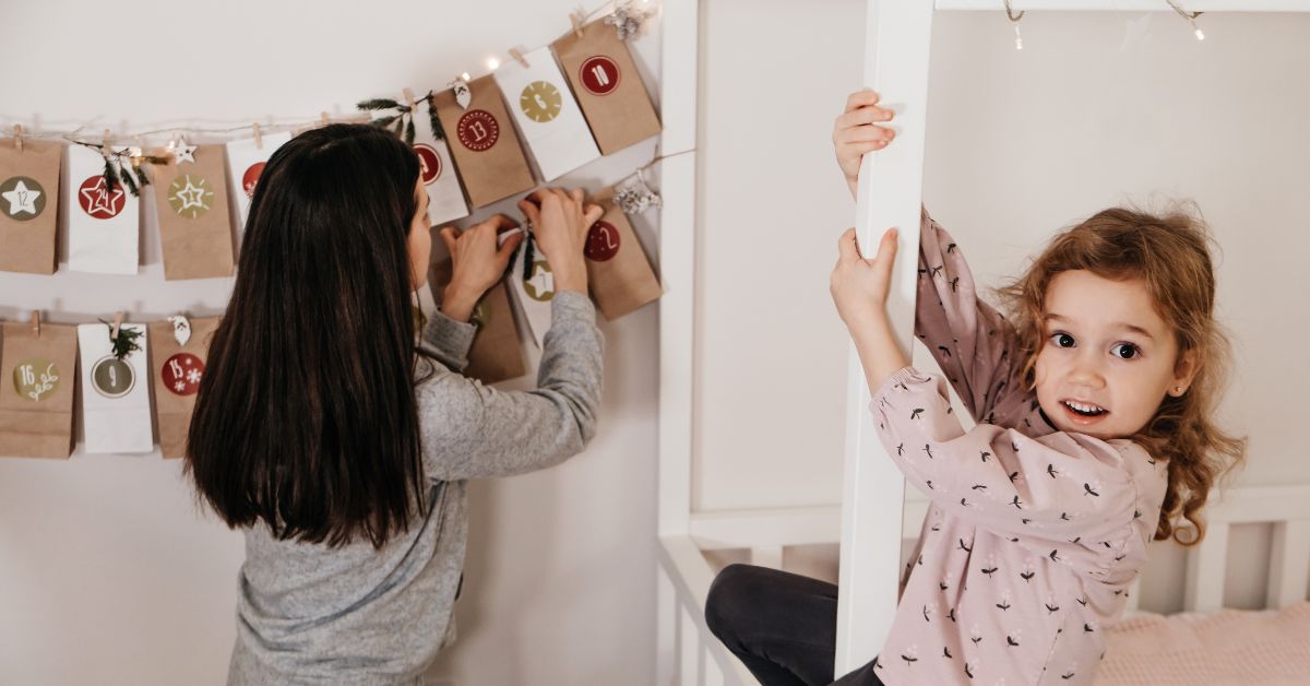 Mor og barn med julekalender Mor og barn med julekalender